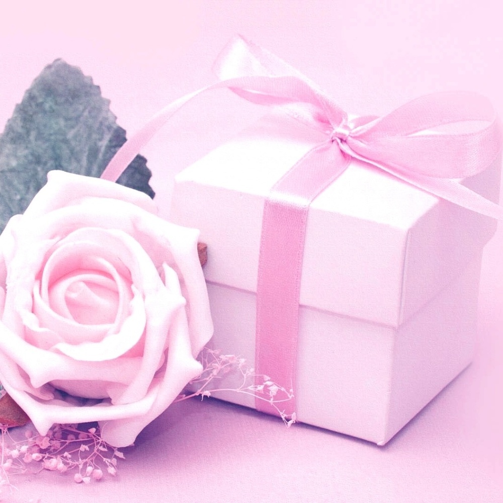 "MYSTERY BOX"